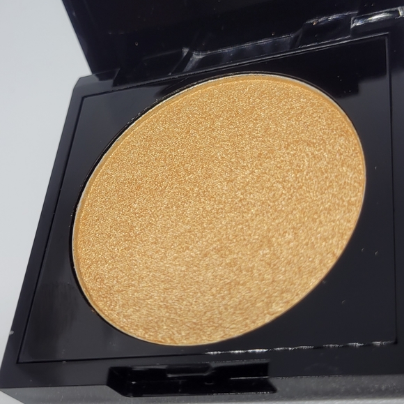 Shades by Shan Highlighter Powder Single Marjorie Brand New - Picture 5 of 13